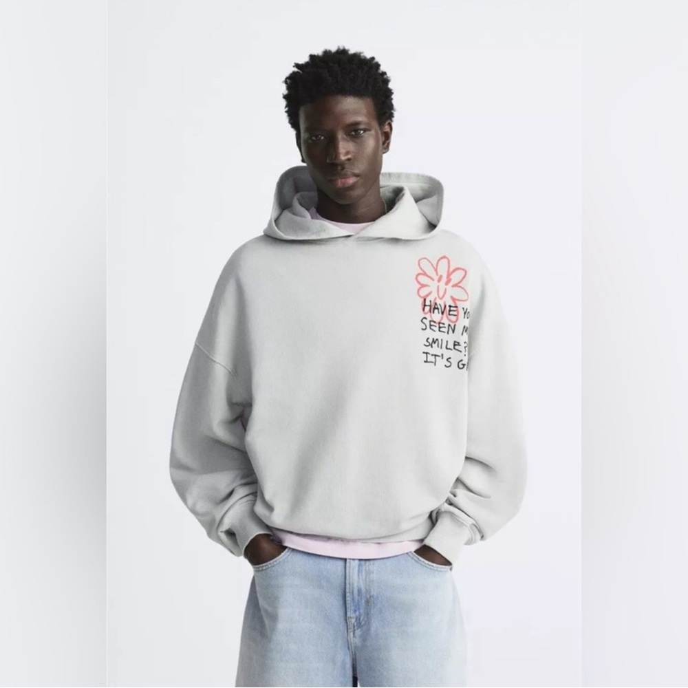 Zara Pepo Moreno graphic hoodie